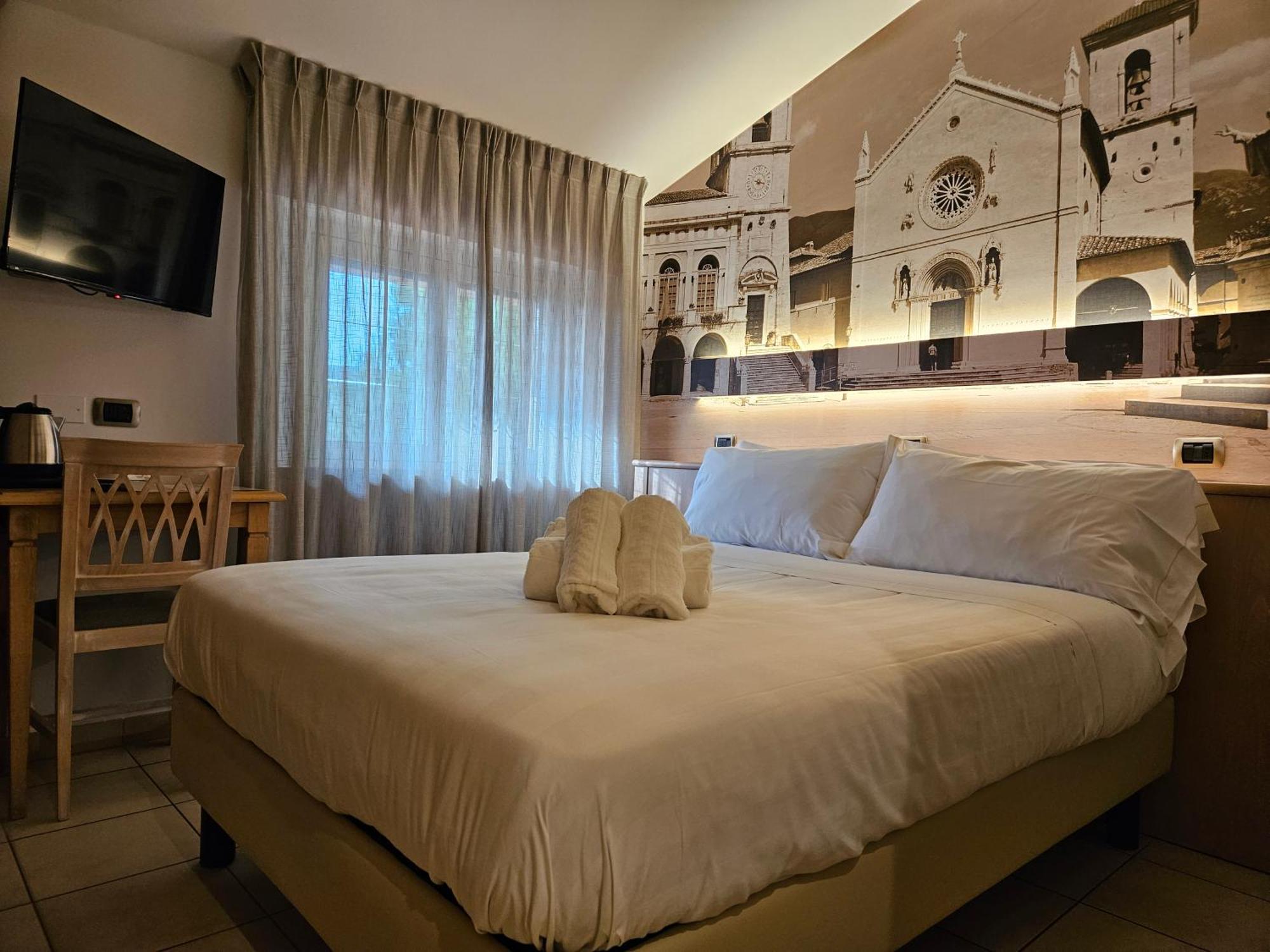 Hotel Cladan Ассизи Экстерьер фото