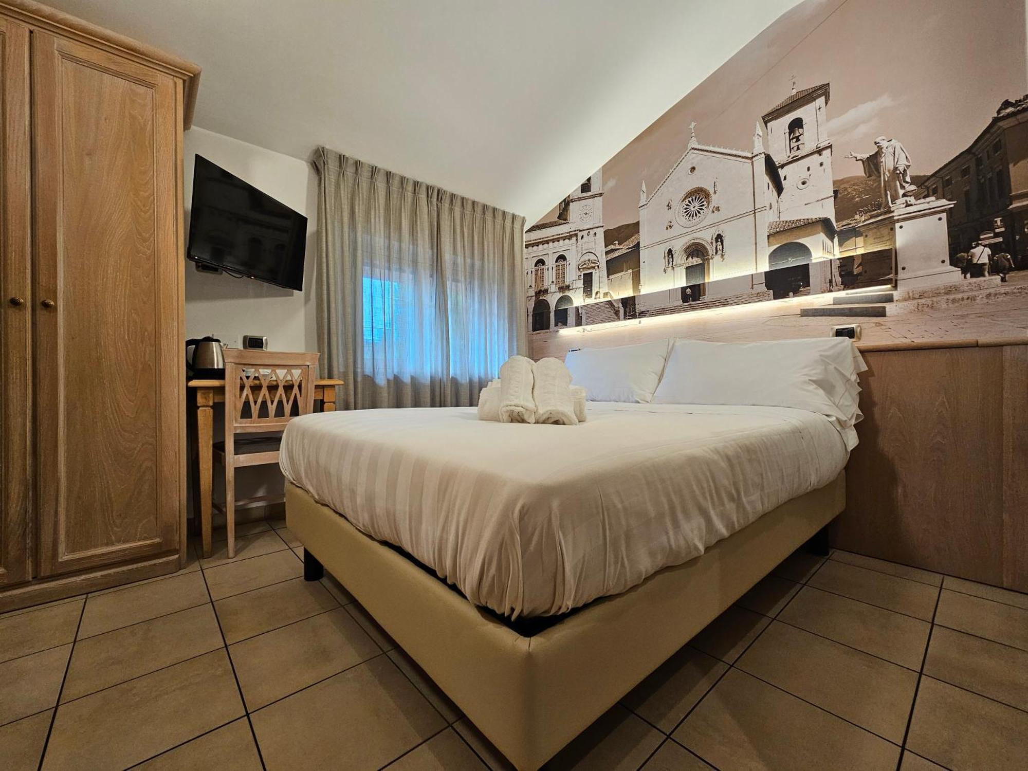 Hotel Cladan Ассизи Экстерьер фото